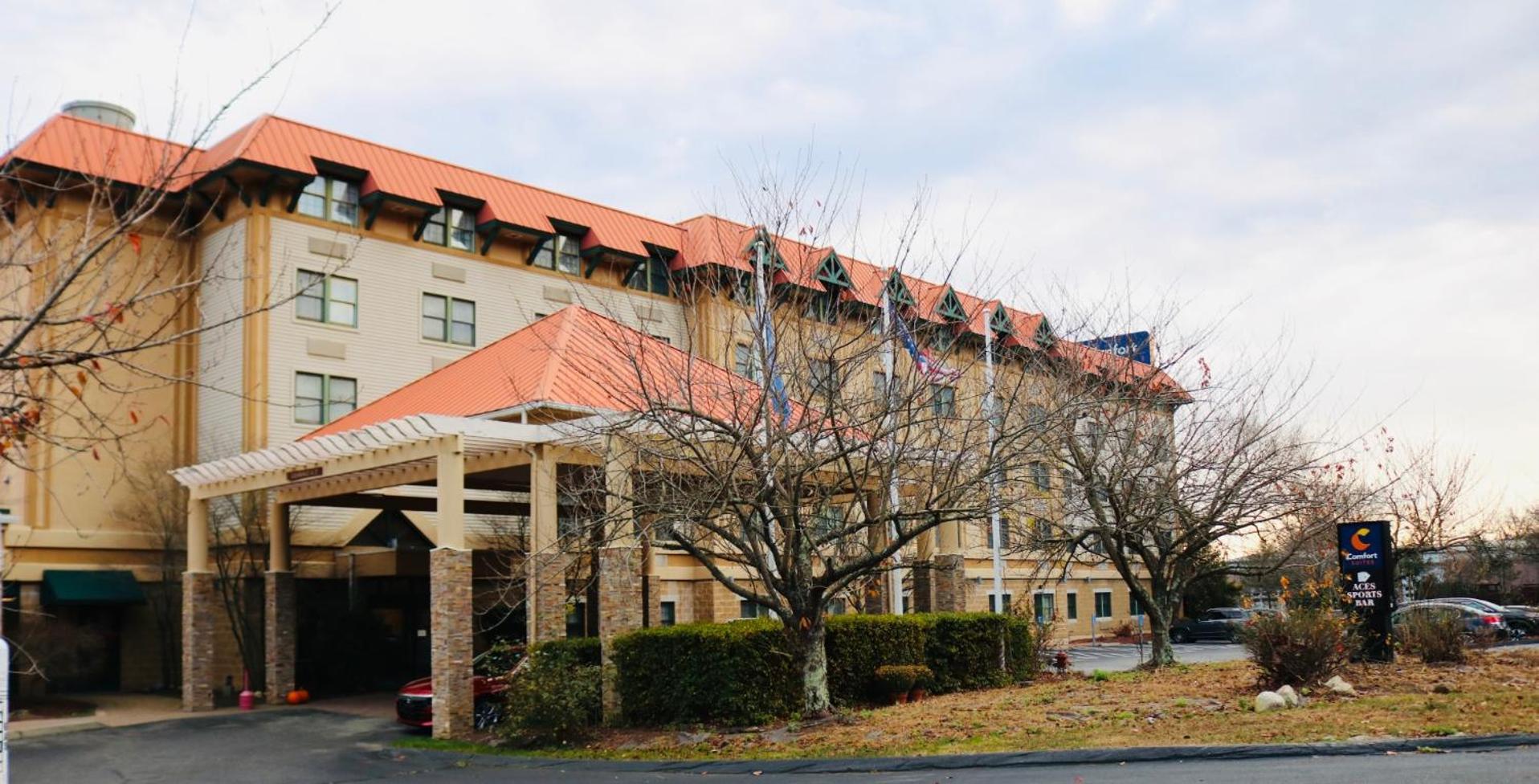 Comfort Suites Near Casinos Norwich Exteriör bild