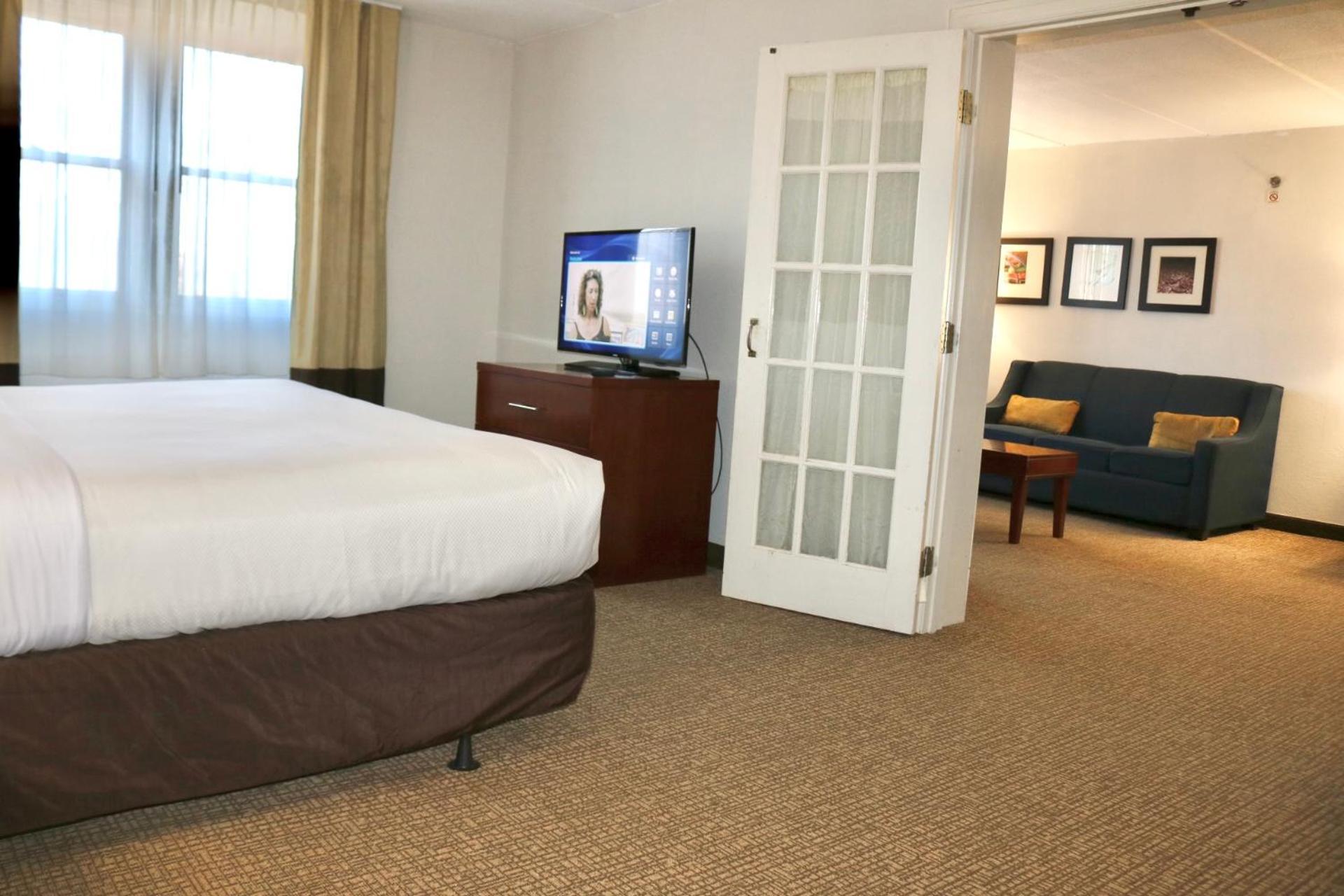Comfort Suites Near Casinos Norwich Exteriör bild